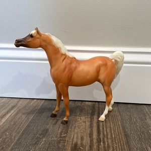 Vintage Breyer Horse: Palomino